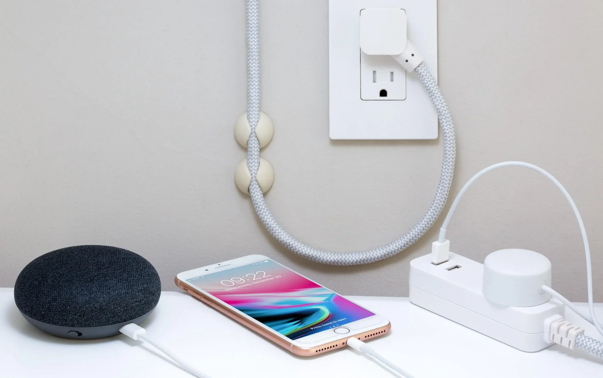 Comment choisir un chargeur pour Apple iPhone 16 : Guide détaillé